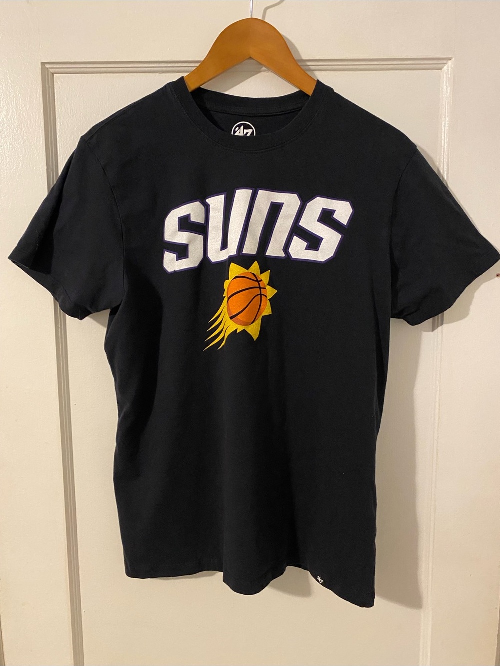 Phoenix Suns Men’s Large T-shirt
